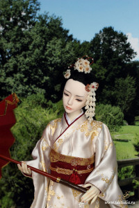 Японский исторический костюм, девушка в кимоно