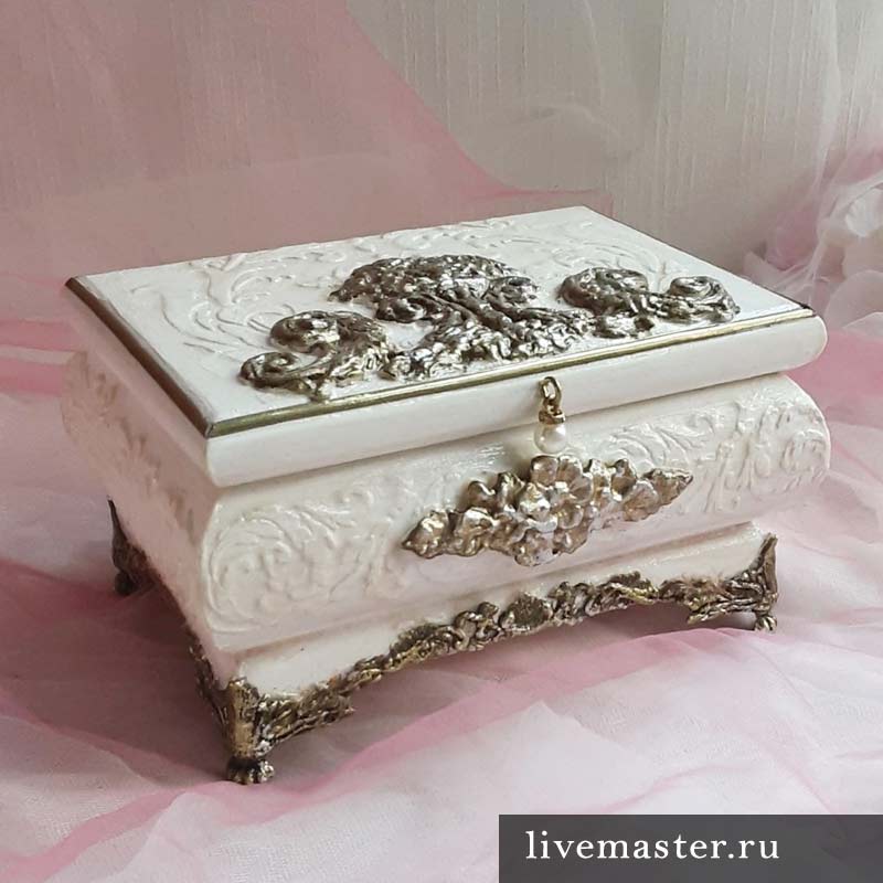 Декор шкатулки поталью Пример декора шкатулки поталью