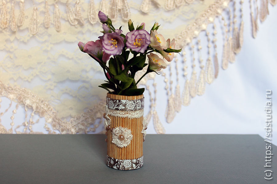Миниатюрные цветы - лизиантусы из холодного фарфора